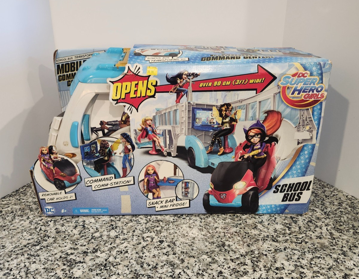 School Bus Mobile Command Center DC SUPER HERO GIRLS Comics MIB NEW Sealed