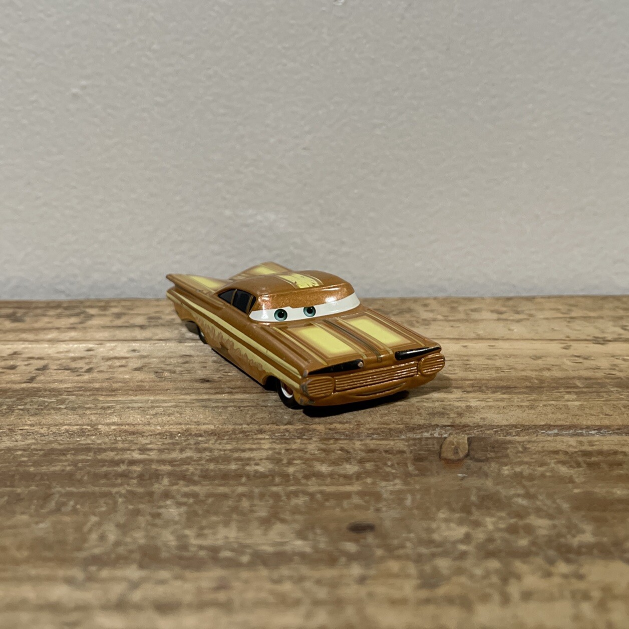 Disney Pixar Cars Radiator Springs 500 1/2 Stanley Days Ramone Mattel