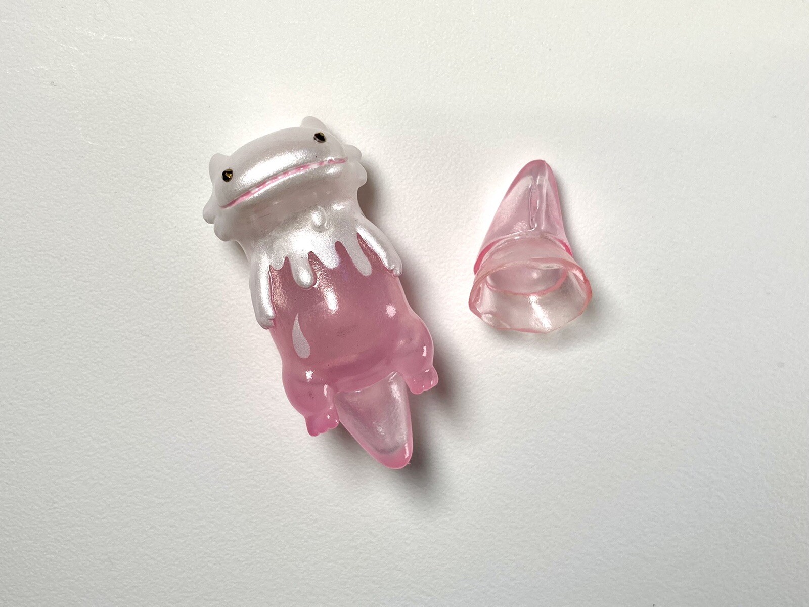 Shoko Nakazawa Milky White Mini Byron Vinyl Instinctoy Artist Sofubi Series