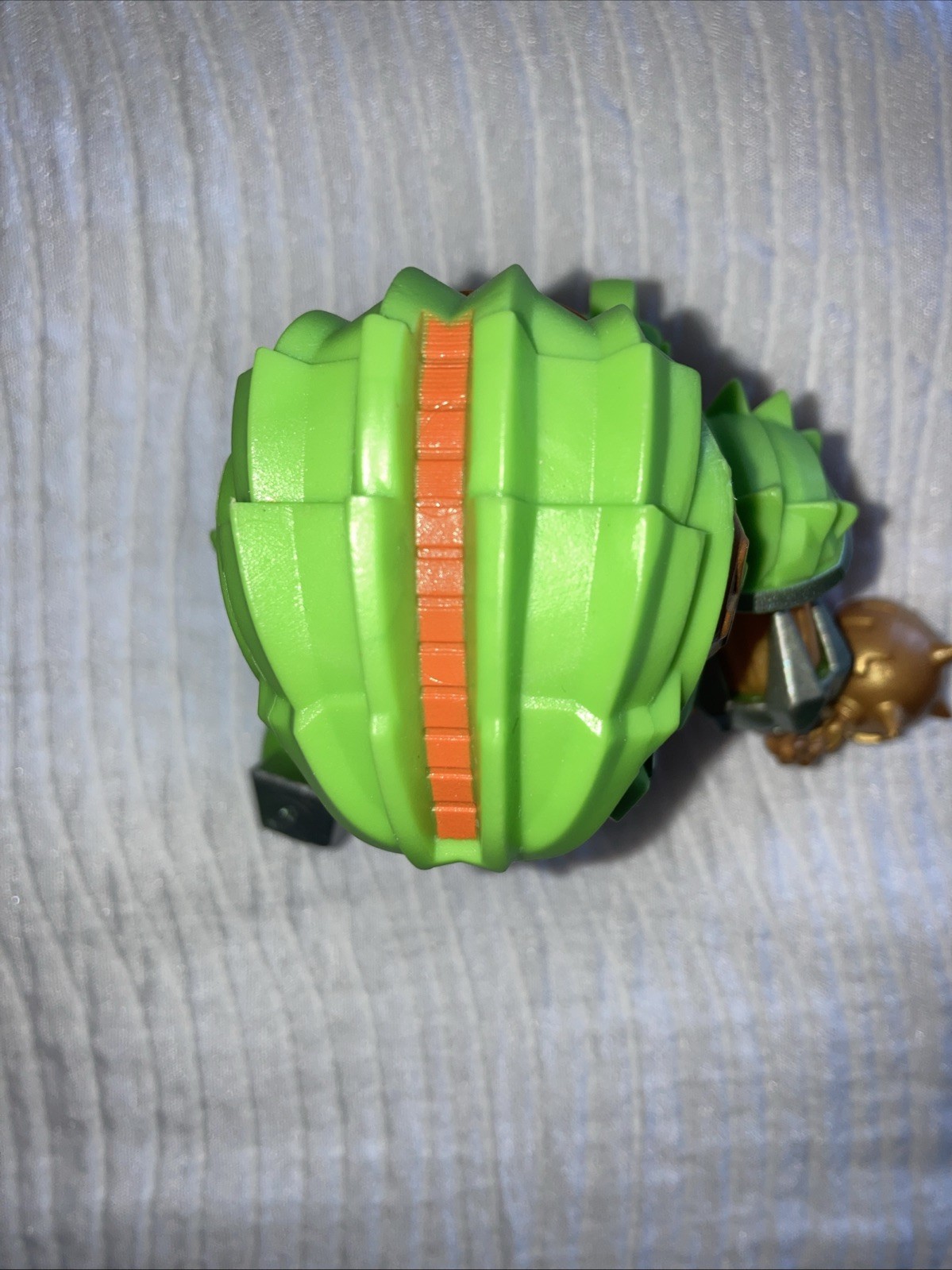 Treasure X Robots Gold Green 4” Gladiator Weapons Moose Toys Collectible