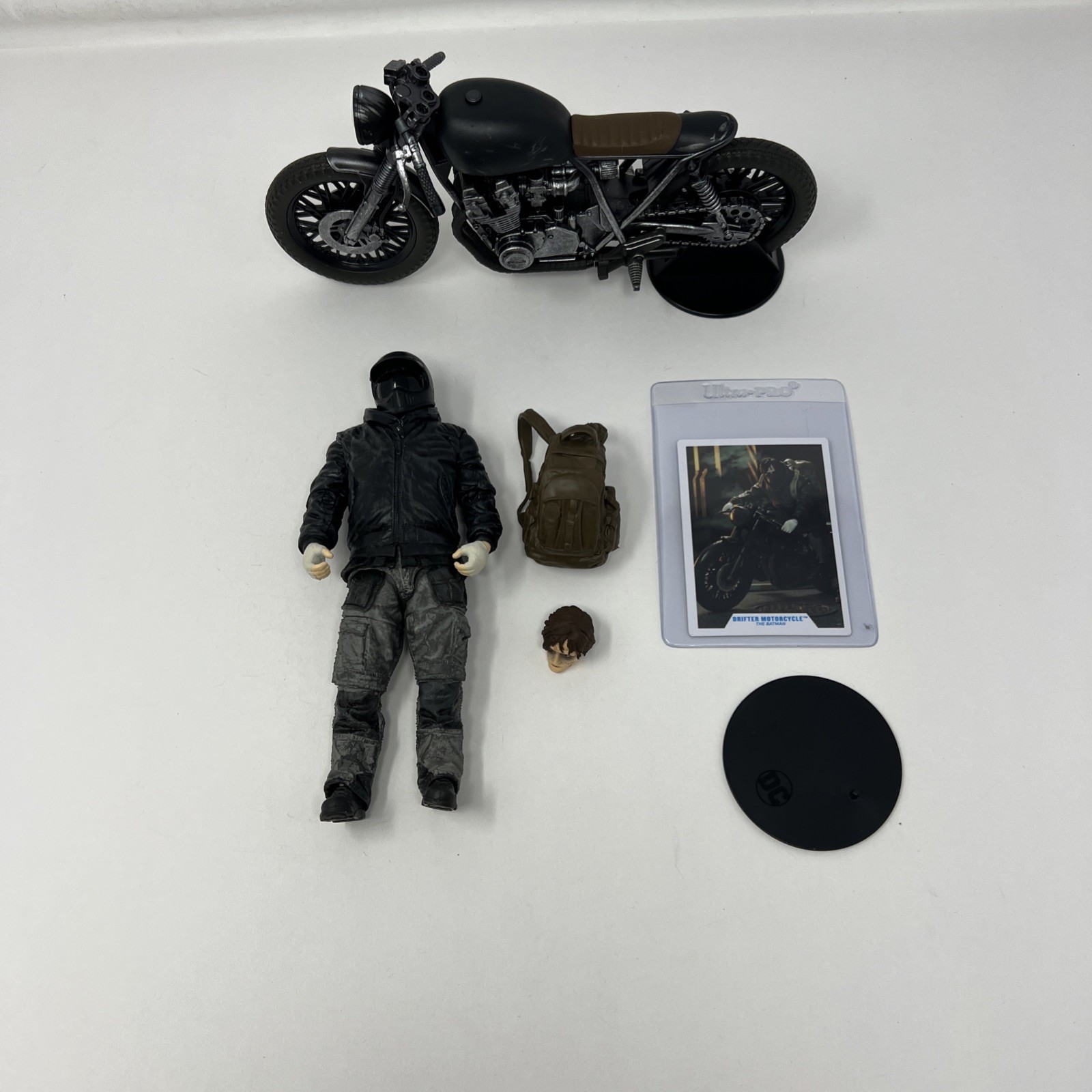 McFarlane DC Multiverse Batman Bruce Wayne Drifter Motorcycle w/ Action Figure