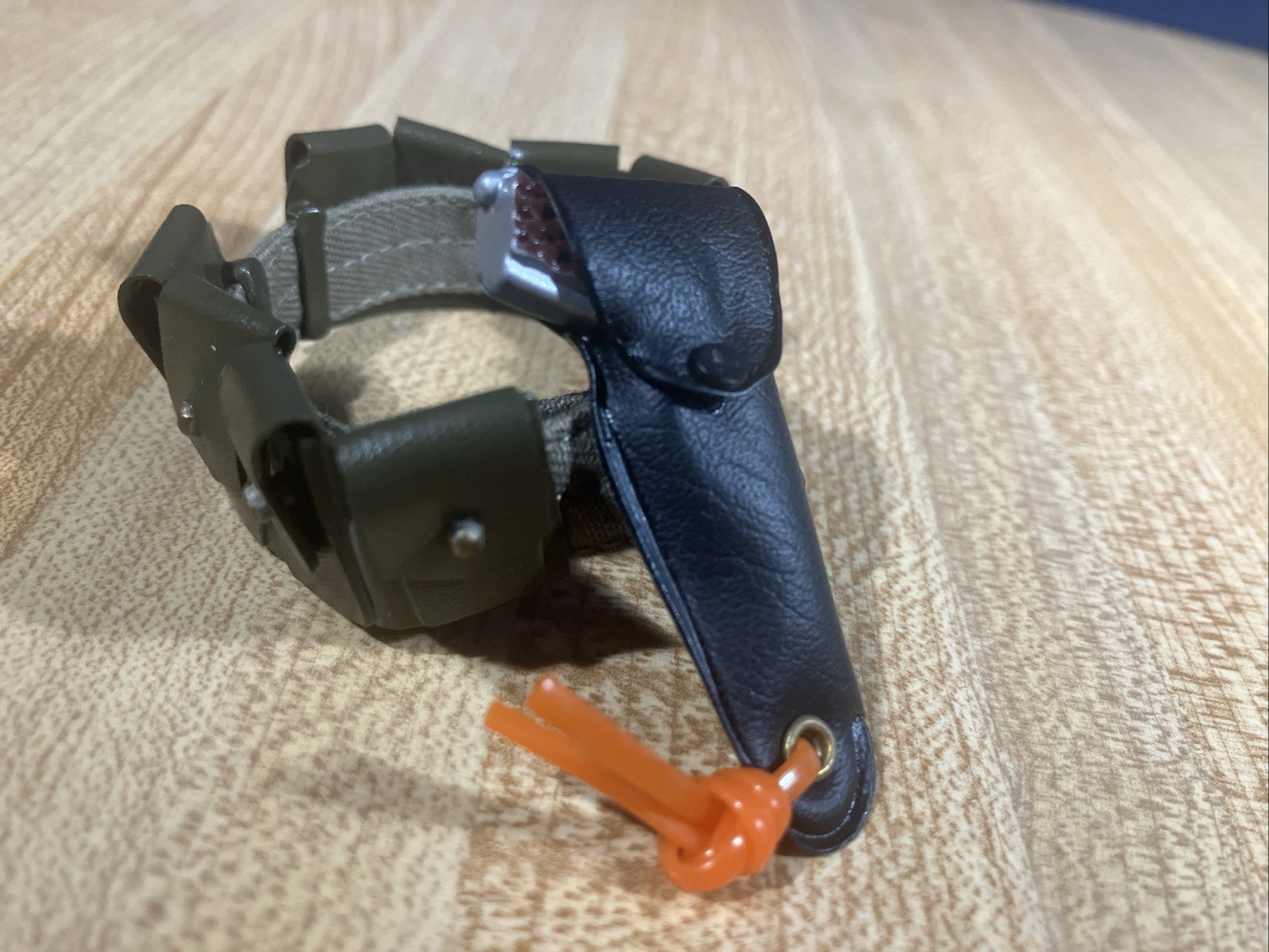 GI JOE – 1998 Timeless Collection US Marine-Belt,Pouches,Metal Pistol,Holster 🔥