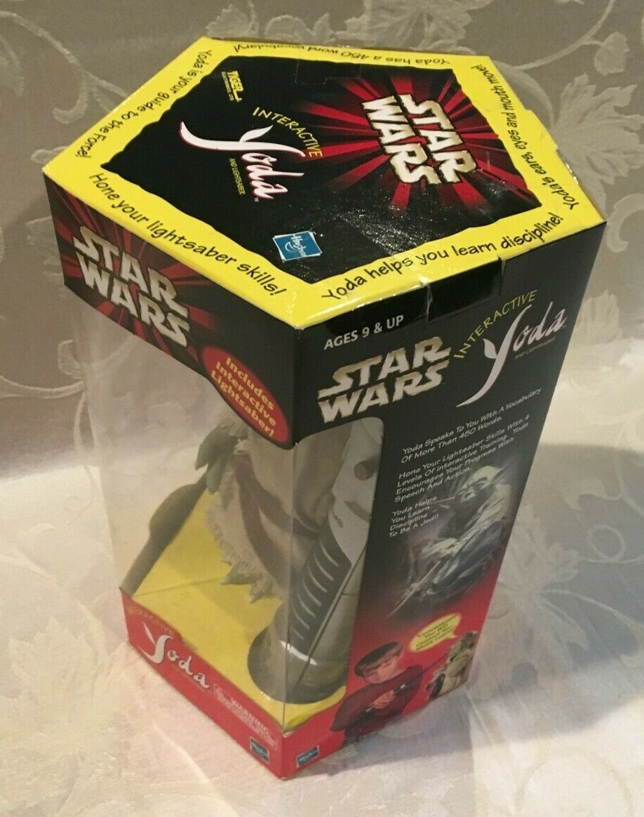 Star Wars Interactive Yoda and Lightsaber Tiger Electronics 2000 Hasbro