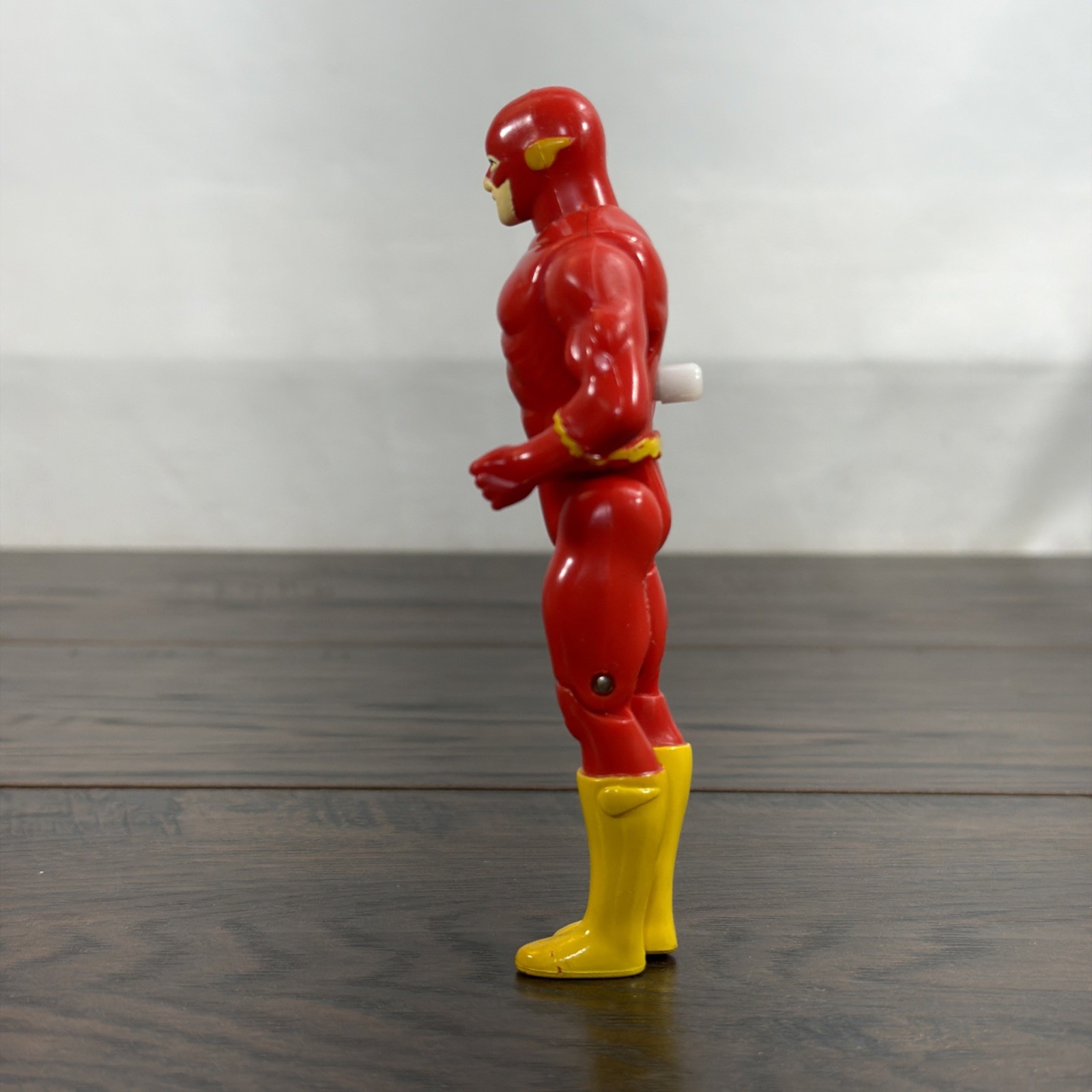 DC Comics Super Heroes The Flash Running Arm Movement Action Figure Toy Biz 1990