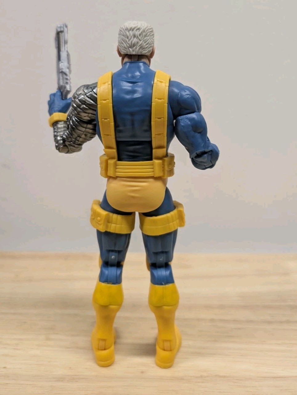 Hasbro Marvel Legends X-Men Cable 6” Action Figure ( Zabu BAF)
