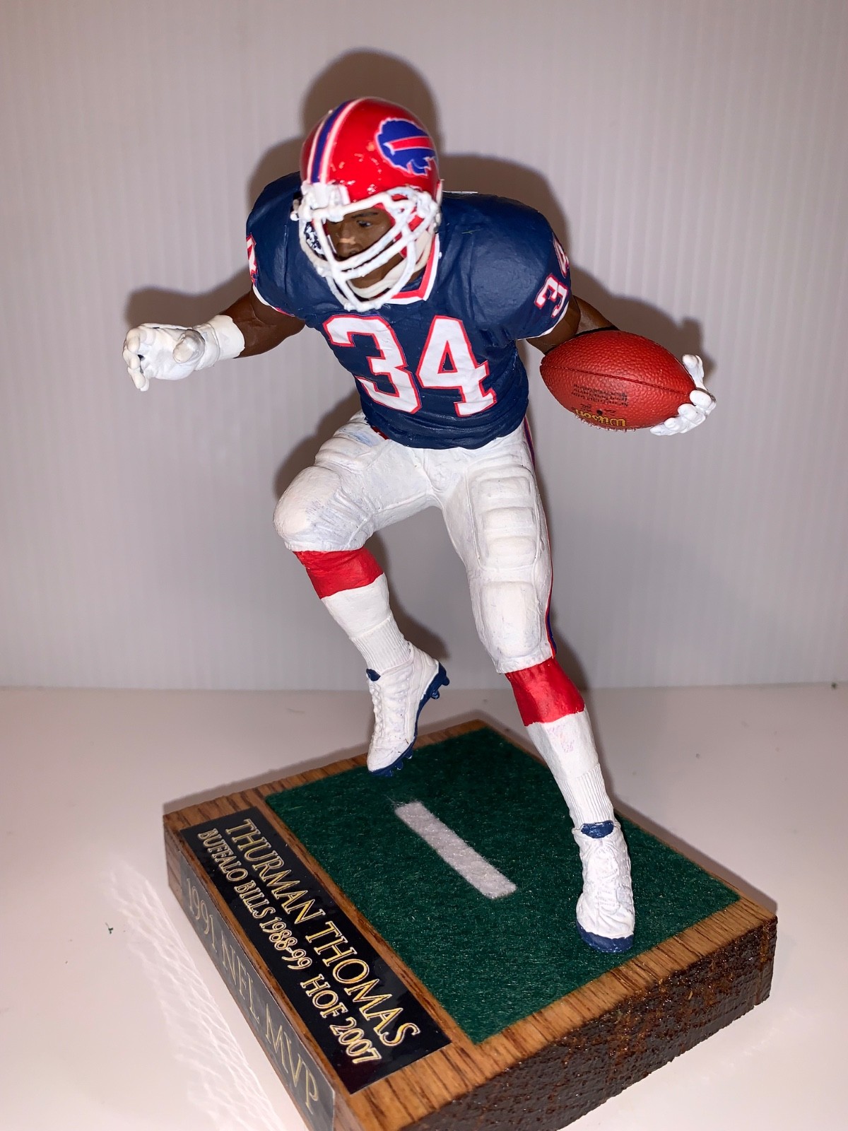 Custom NFL Mcfarlane football Buffalo Bills Hall of Fame RB Thurman Thomas MVP