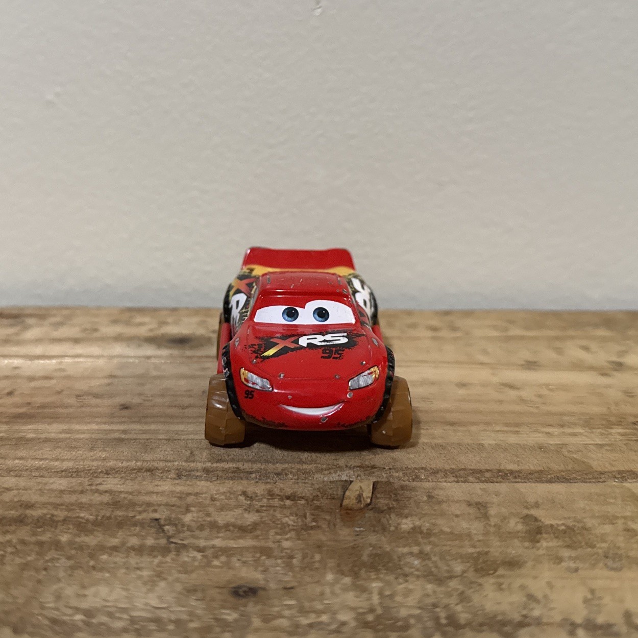 Disney Pixar Cars Mud Racing Lightning McQueen XRS Mattel