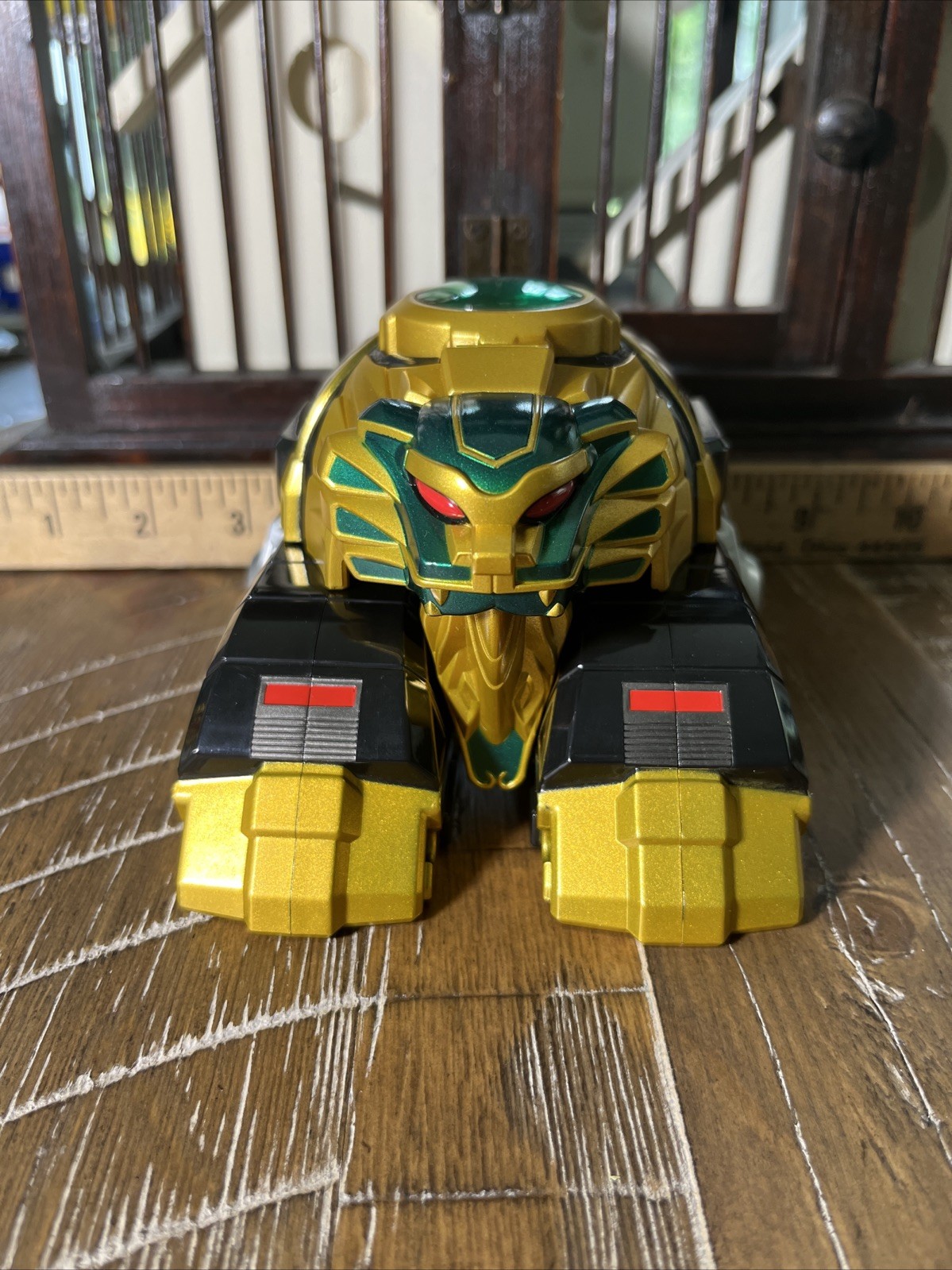 Mighty Morphin Power Rangers Legacy Collection Black Lion Thunderzord Part