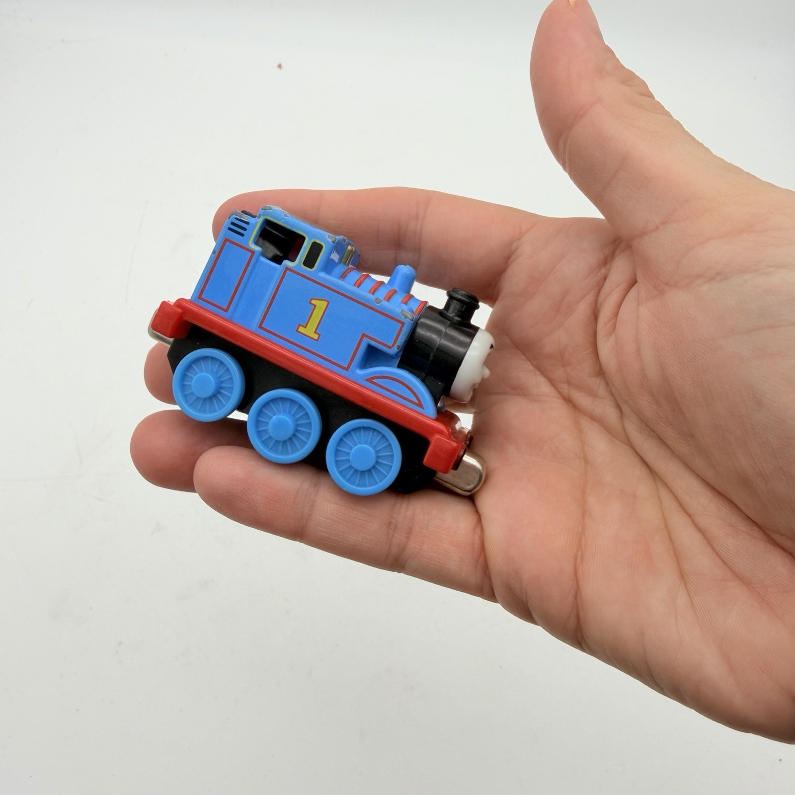 Thomas Train Diecast Lot Talking Thomas Clarabel 2009 Needs Batteries Magnetic