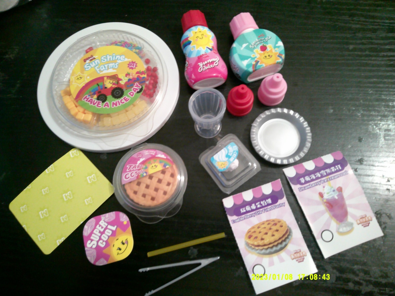 NEW make it mini food STRAWBERRY ICE CREAM SODA & DOUBLE BERRY FRIED PASTRY