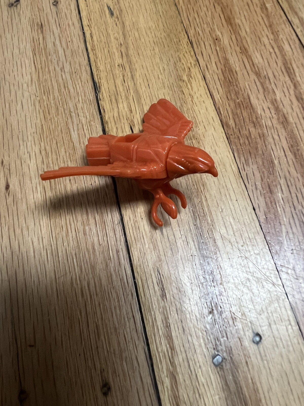VTG 1986 Kenner Telepix Silverhawks MAY DAY Bird Whistle Orange Accessory Figure