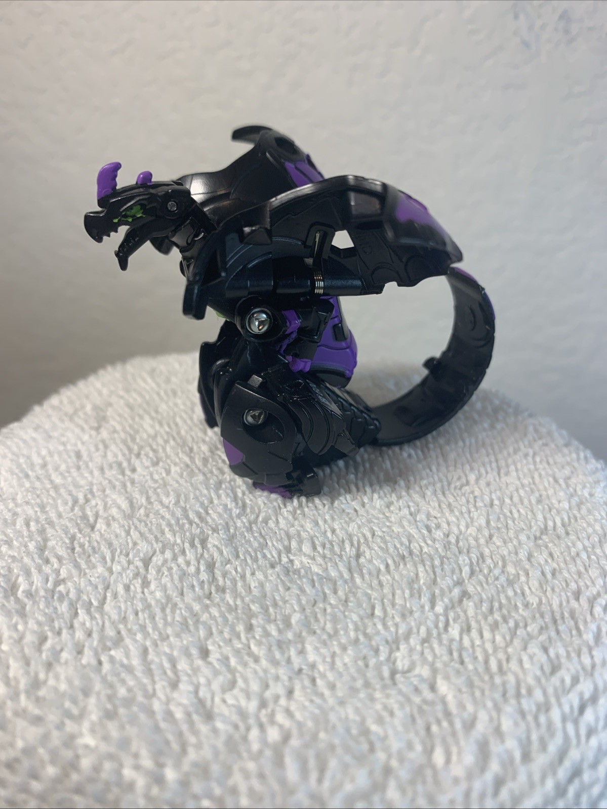 BAKUGAN BATTLE BRAWLER Dragon Ball Black Purple B600 HTF. T9