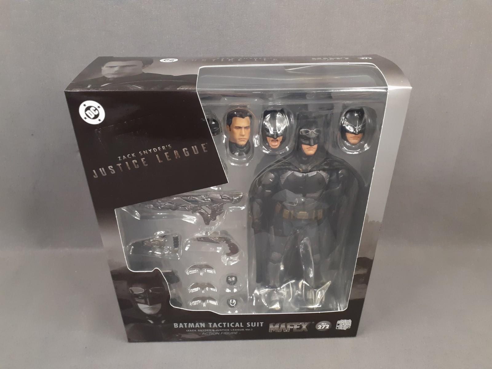 MAFEX No.272 BATMAN TACTICAL SUIT (ZACK SNYDER`S JUSTICE LEAGUE Ver.) Medicom JP