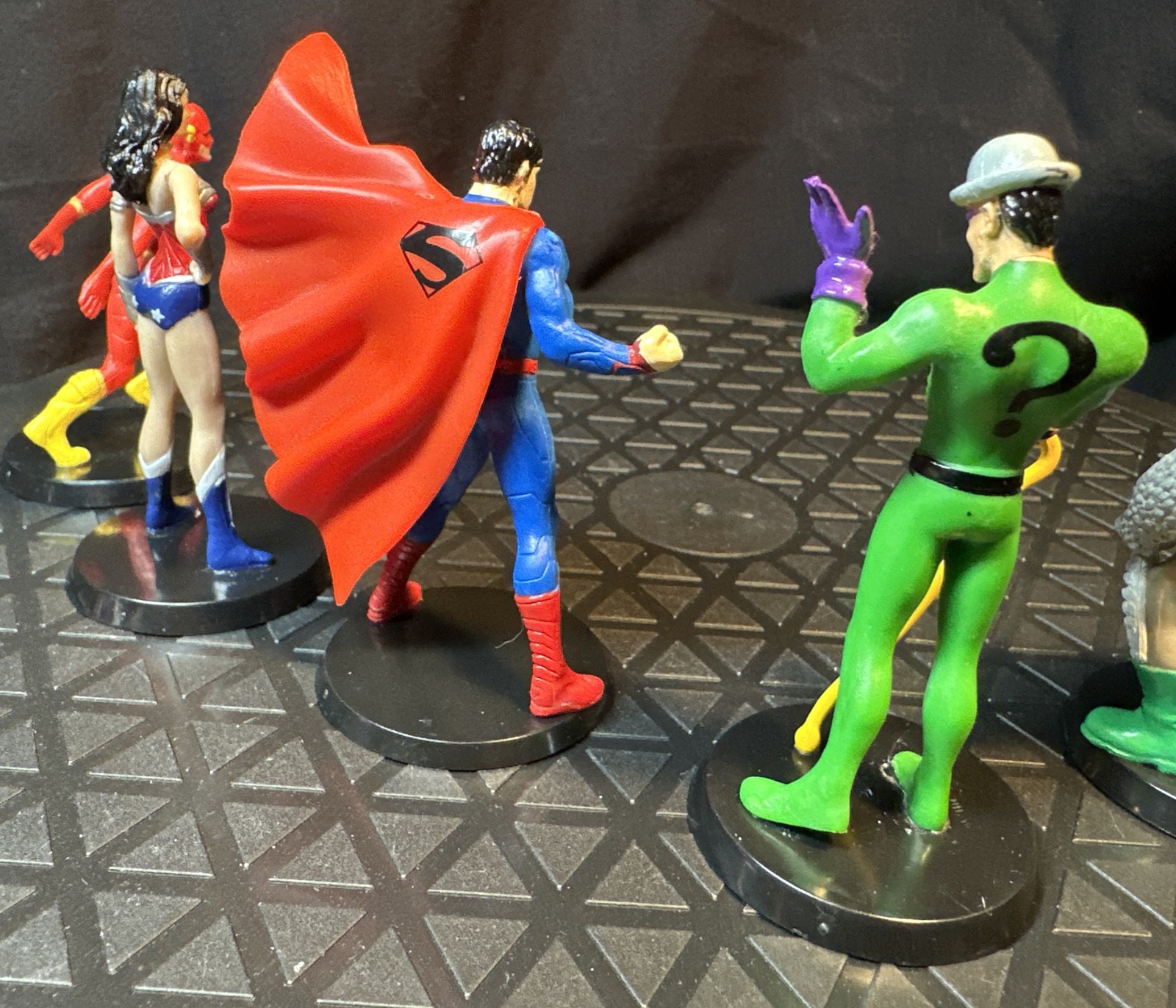 Superman Wonder Flash Riddler Deadshot Doomsday DC Comics Cake Topper Toy Figure