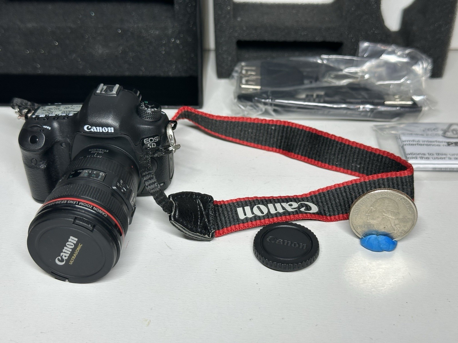 Canon Miniature Camera EOS 5D Mark III EF24-105mm F4L IS USM 8GB USB Flash Drive