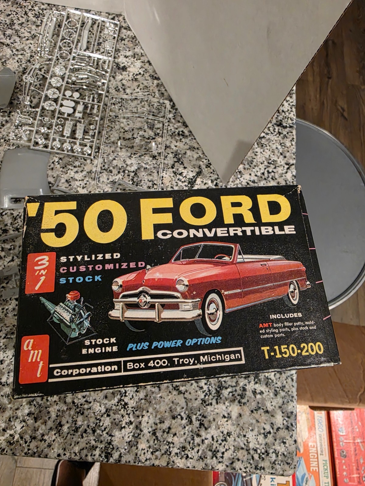 50 Ford Convertible 1950 1/25 Model Kit AMT Vintage MIB NEW Unbuilt