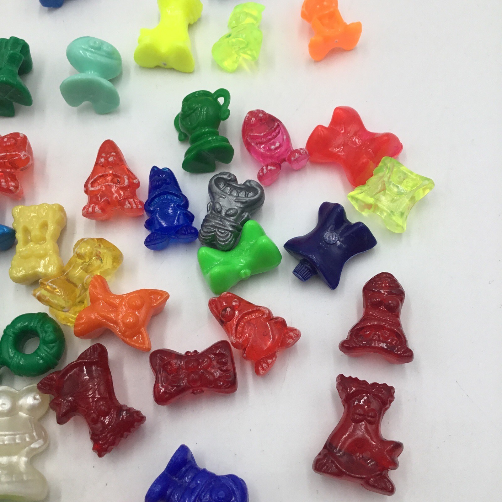 GoGo Crazy Bones Plastic Figures by Magic Box Int 54 Figures