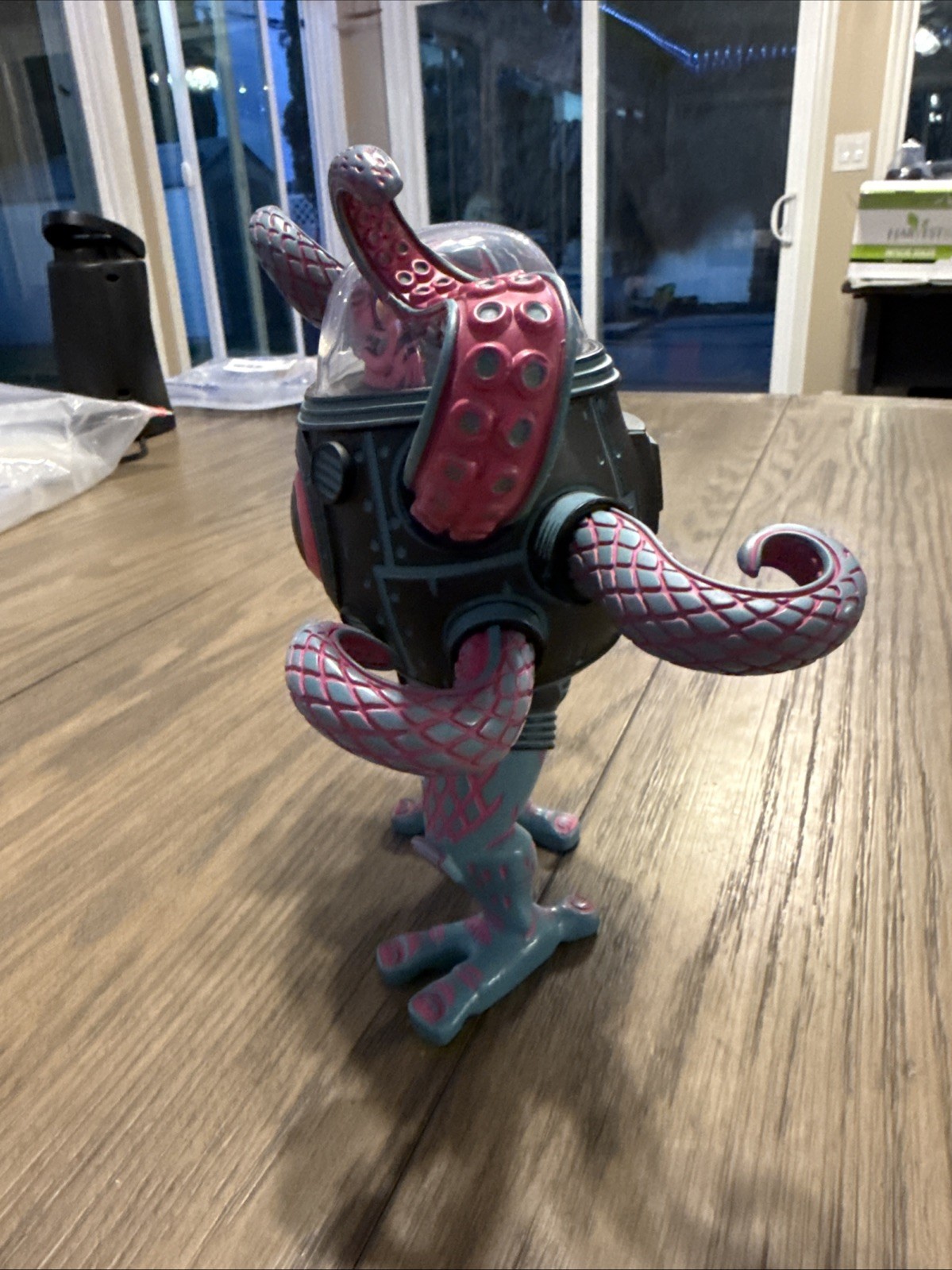 Skybound Attack Peter Takoro Sofubi Soft Vinyl Kaiju Figure Mondo Exclusive Toy