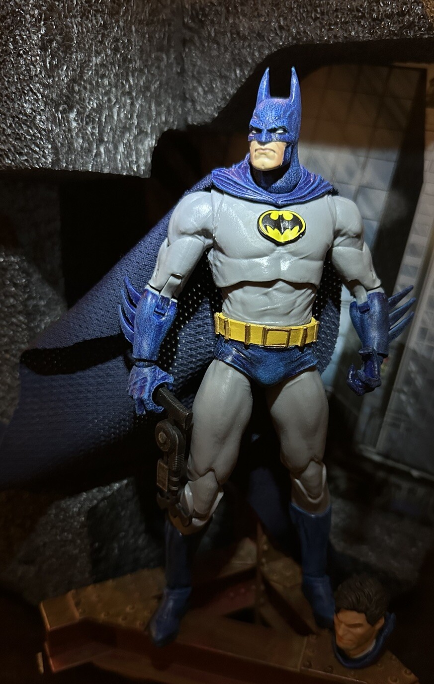 Custom McFarlane Batman Year 2 Figure Rare Cowl Unmasked Headswap W/ Base LOOK!!