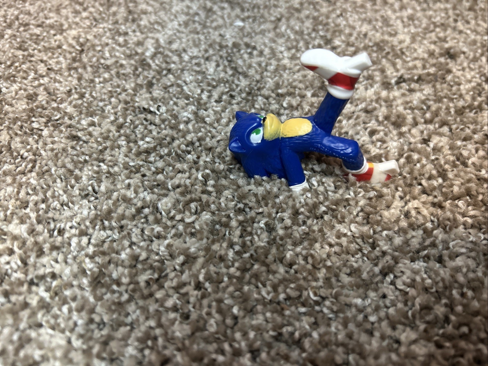 Sonic the Hedgehog Running 2&Prime; Action Figure
