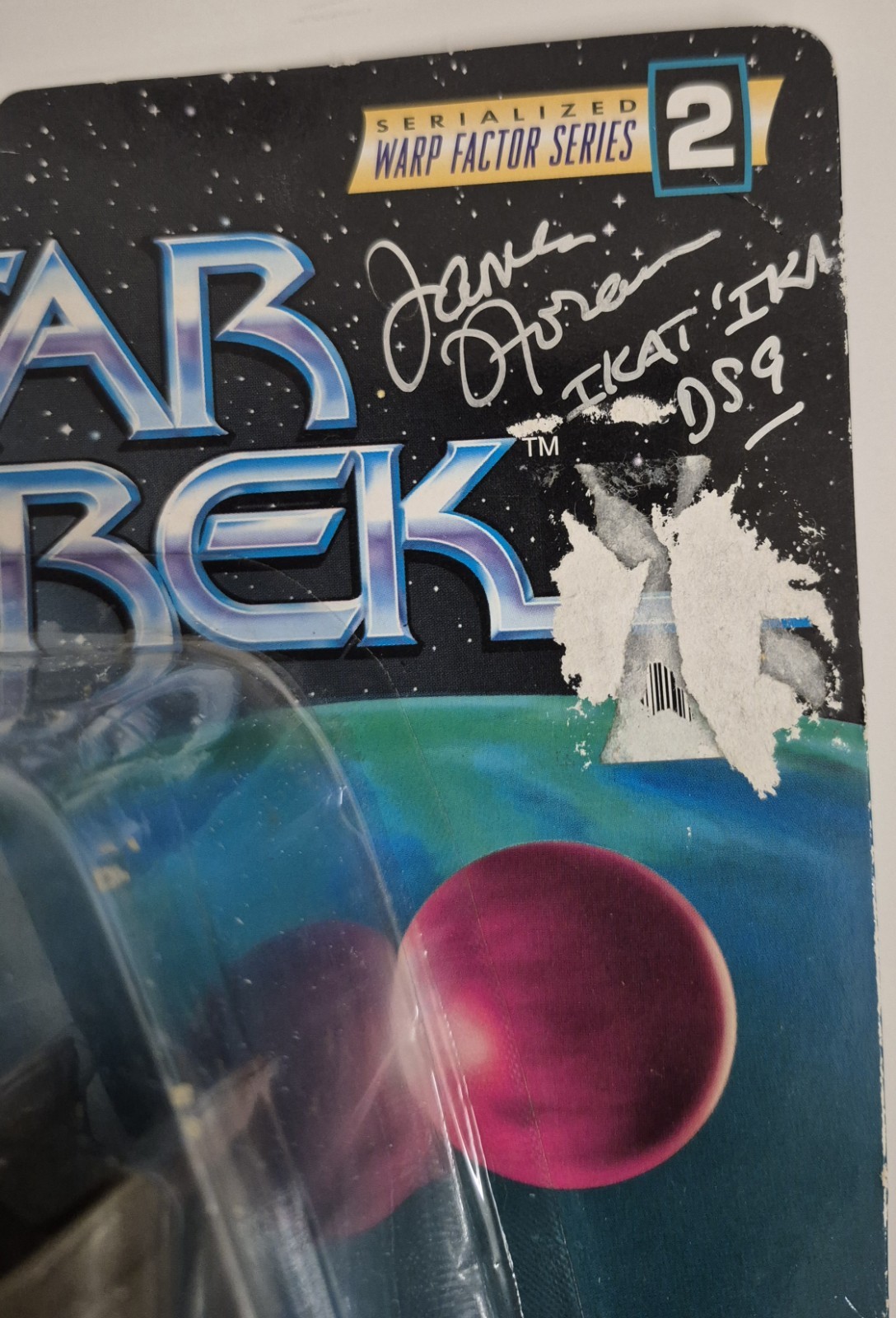 Star Trek Deep Space Nine Playmates Jem&rsquo;Hadar soldier autographed James Horan