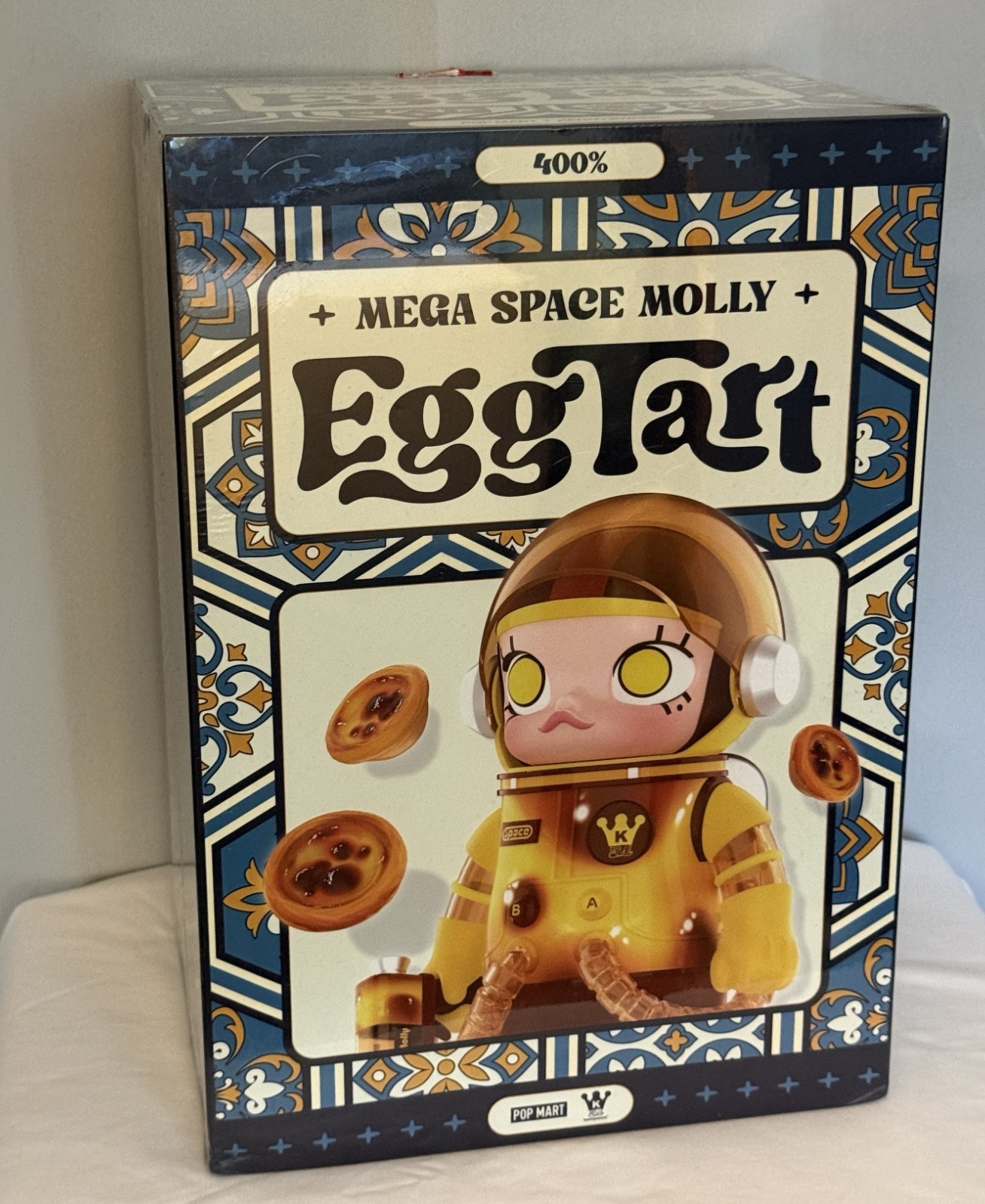 POP MART Mega Space Molly 400% Egg Tart Sealed Brand New Macau Exclusive
