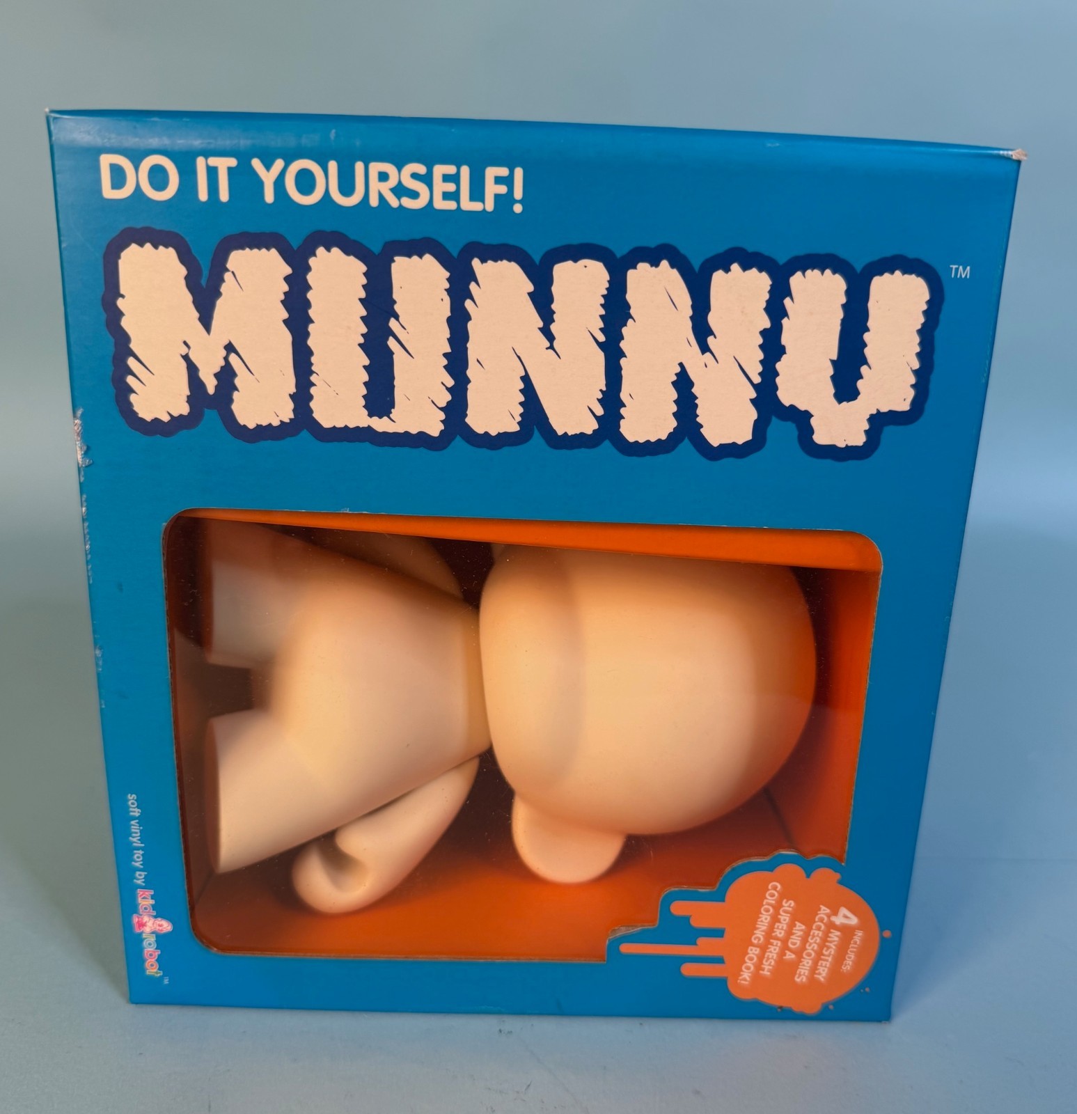DIY Kidrobot 8&Prime; Munny White Blank Customize Do It Yourself Accessories Vinyl Art