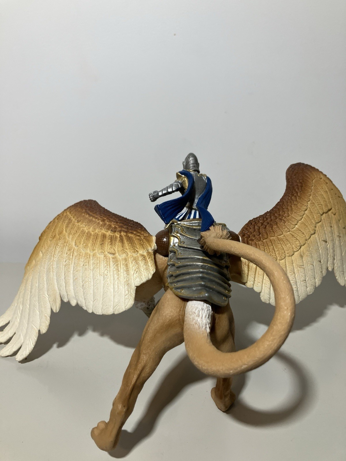 Schliech Eldrador Griffin Rider Set Figures Fantasy 2012