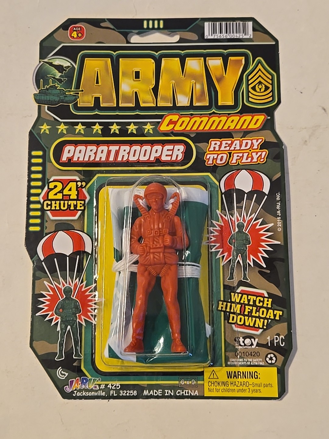 ARMY COMMAND PARATROOPER TOY 24&Prime; parachute 2016 Jaru skydiving figure #425 New