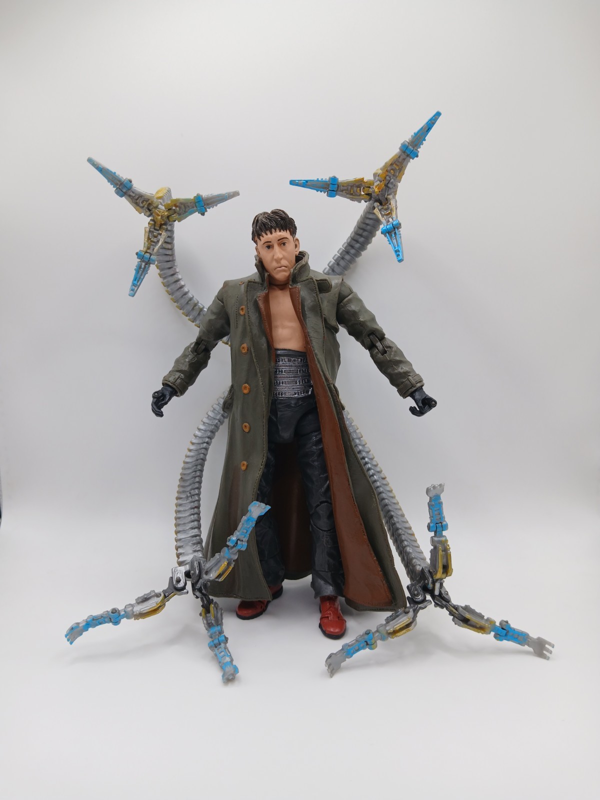 Hasbro Marvel Spider-Man 2 Doc Ock 6&Prime; Action Figure LOOSE INCOMPLETE