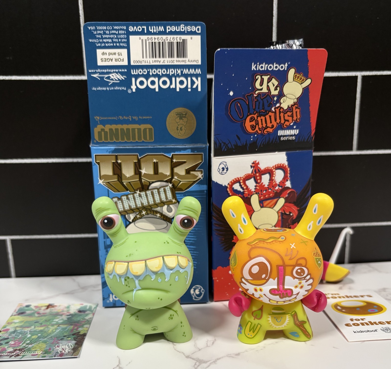 Kidrobot Dunny 2011 & Ye Olde English Series Snail & Gardunny 3&Prime; Vinyl Lot of 2