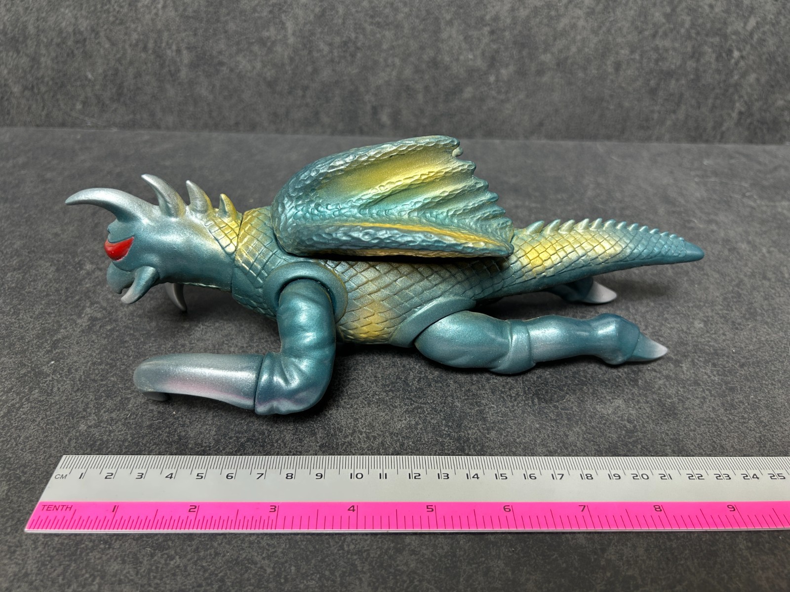 Marusan Gigan Flying Sofubi 9.8&Prime; Soft Vinyl Figure Godzilla 2002
