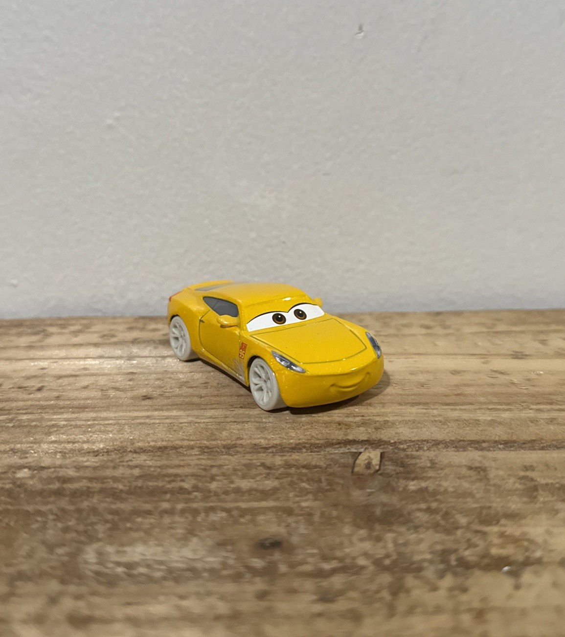 Disney Pixar Cars 3 Target Ex. Sandy Cruz Ramirez Fireball Beach 3 Mattel