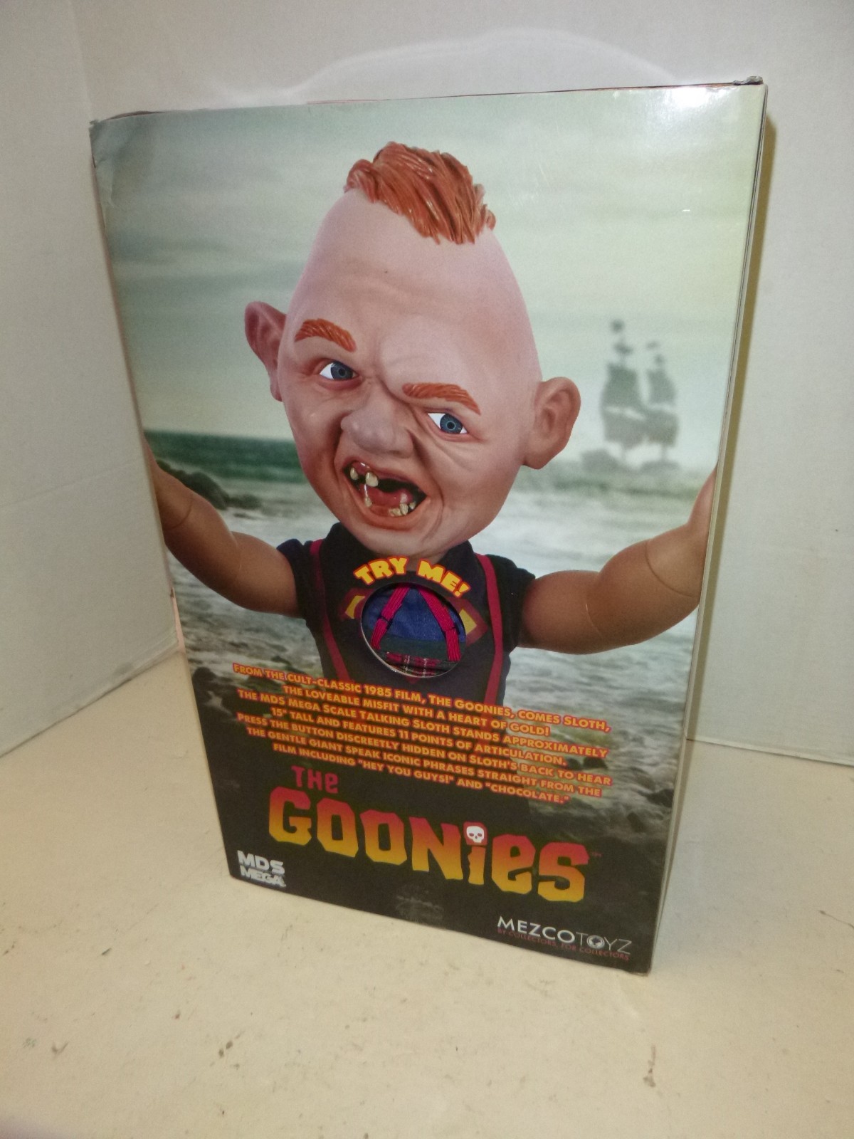 (NEW) 15&Prime; talking Sloth Figure (MISB) Goonies MDS (2026) Mezco Mega