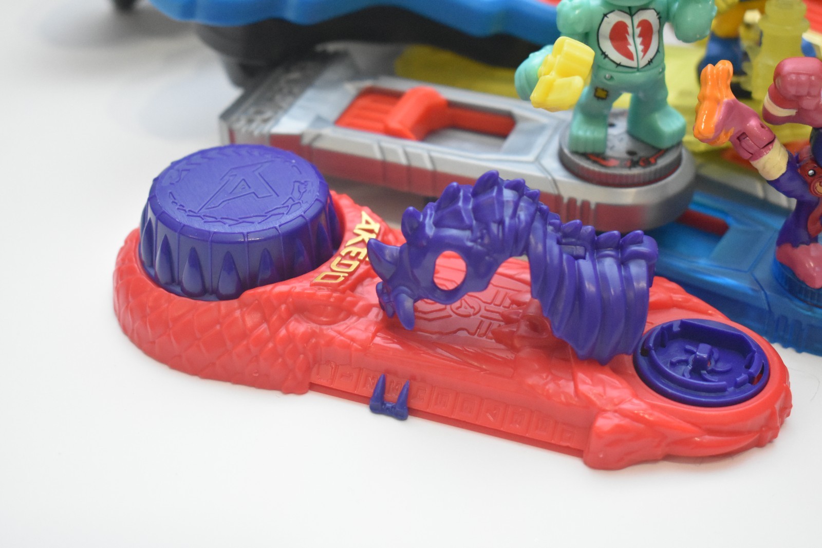 Akedo Ultimate Arcade Warriors Mini Battle Action Figure – Your Choice