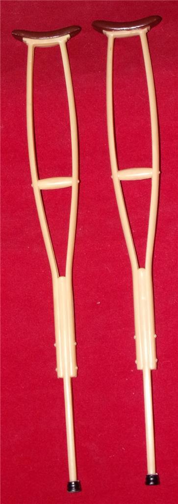 Hasbro 1960s GI Joe 12&Prime; Action Marine Medic (1) Pair of Crutches (EX) Hong Kong