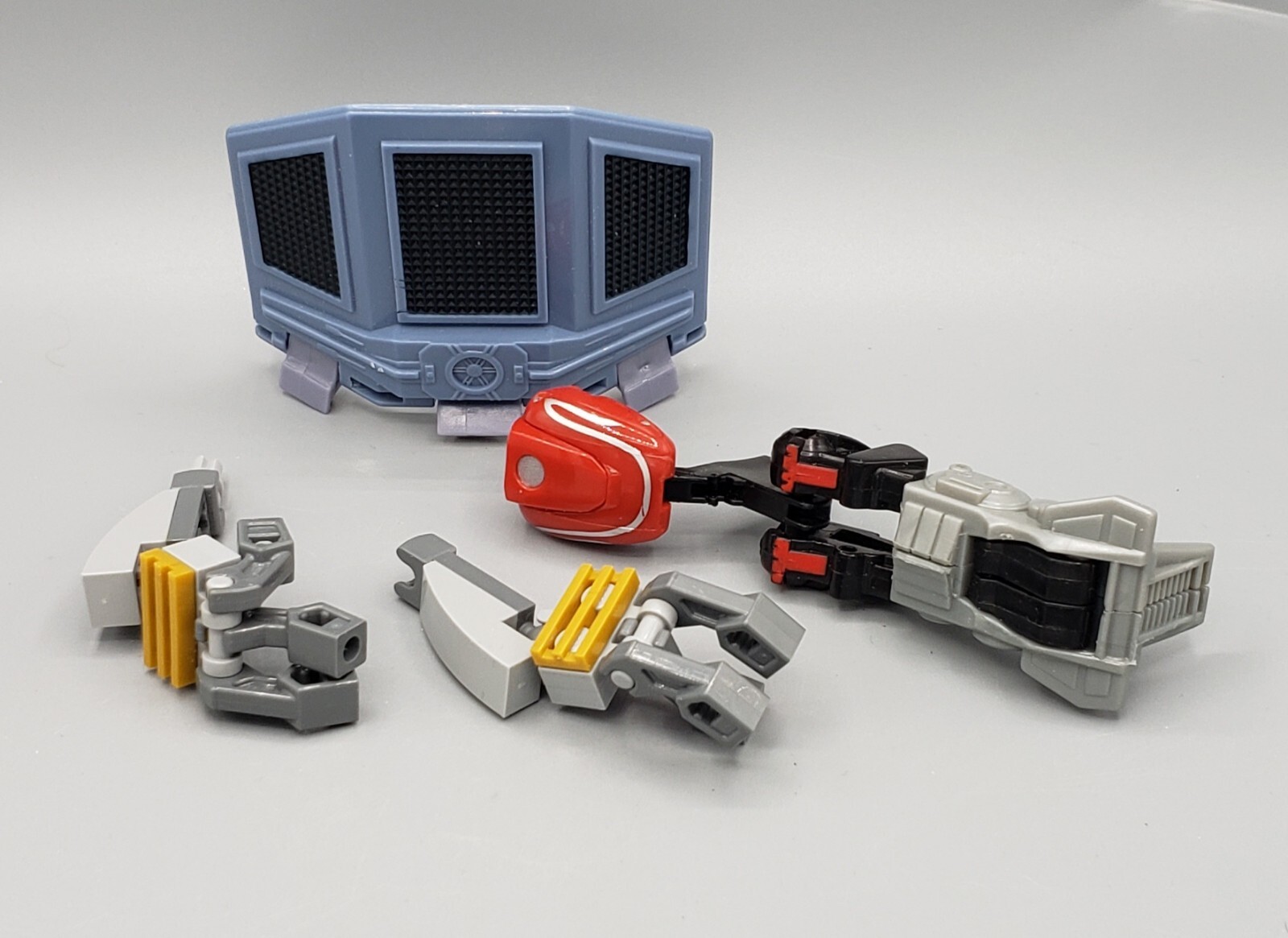 Transformers Miscellaneous Parts, Unsure of who these belong to.