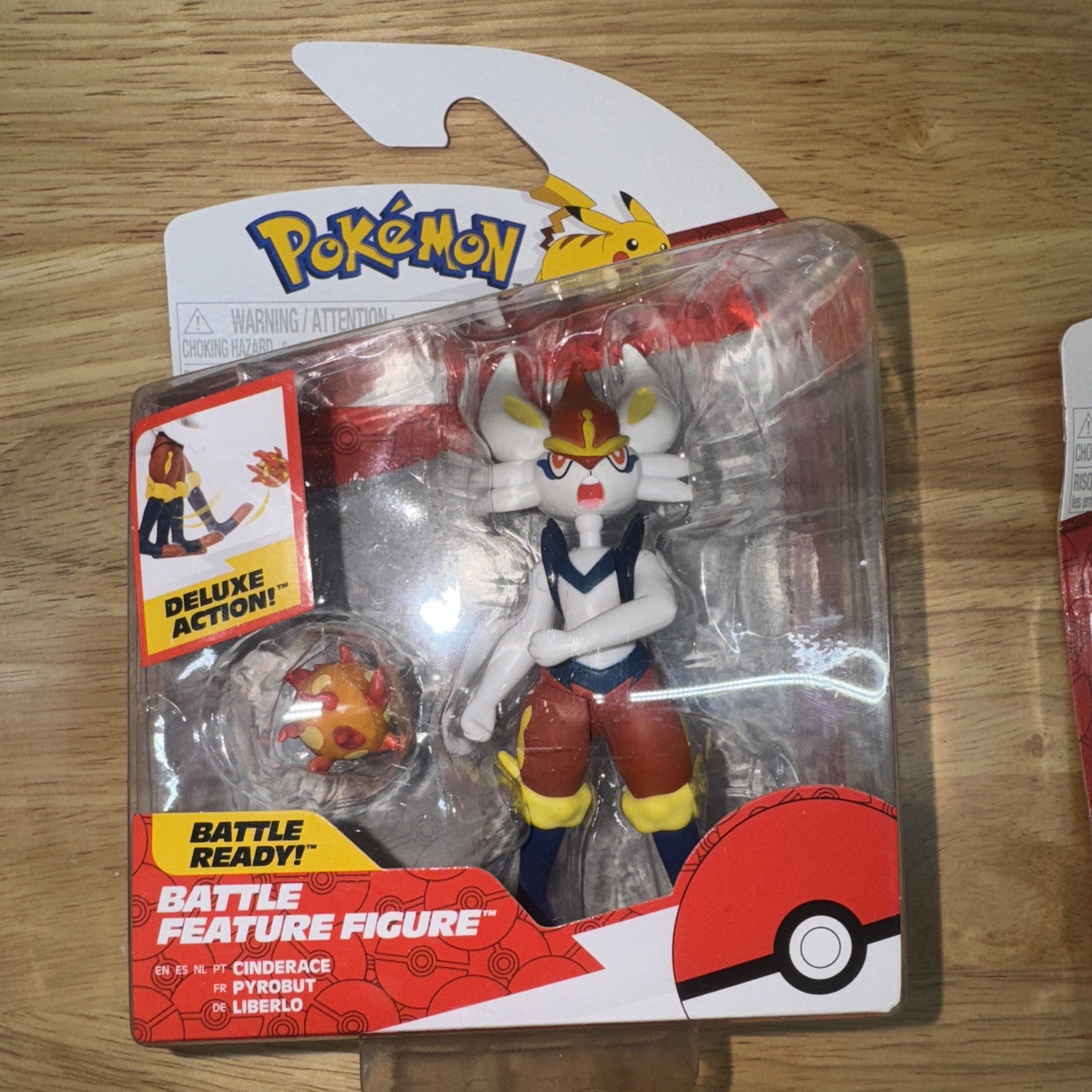 2023 Jazwares Nintendo Pokemon Battle Feature Figure Cinderace NEW IN BOX