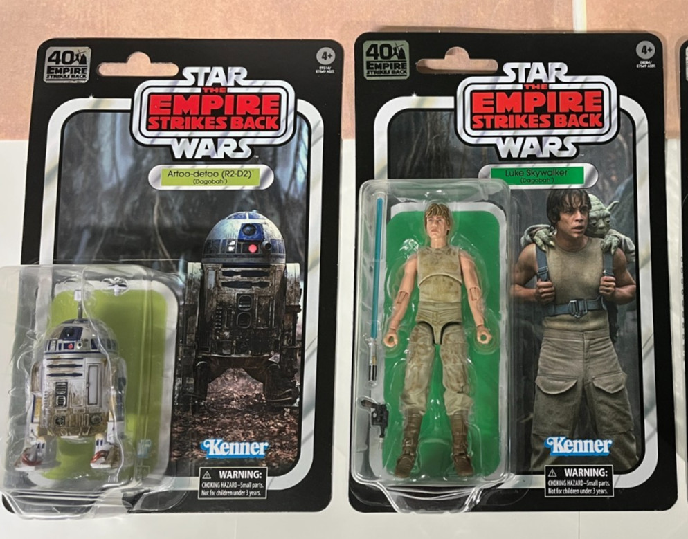 Star Wars Black Series 6-inch Scale R2-D2 Luke Skywalker Dagobah 40th