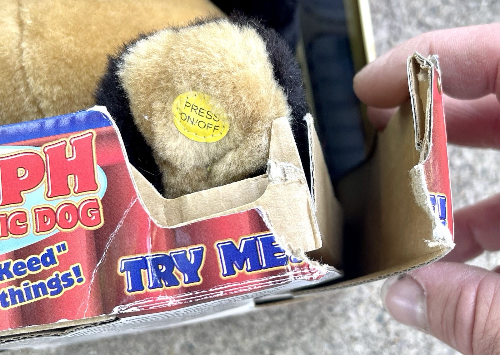 TRIUMPH THE INSULT COMIC DOG TALKING PLUSH W/ BOX UNTESTED AS-IS GEMMY-NO DVD!!
