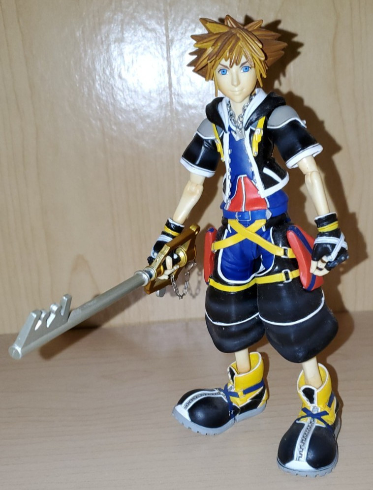 Kingdom Hearts 2 II Play Arts Sora Action Figure Square Enix Disney (Authentic)