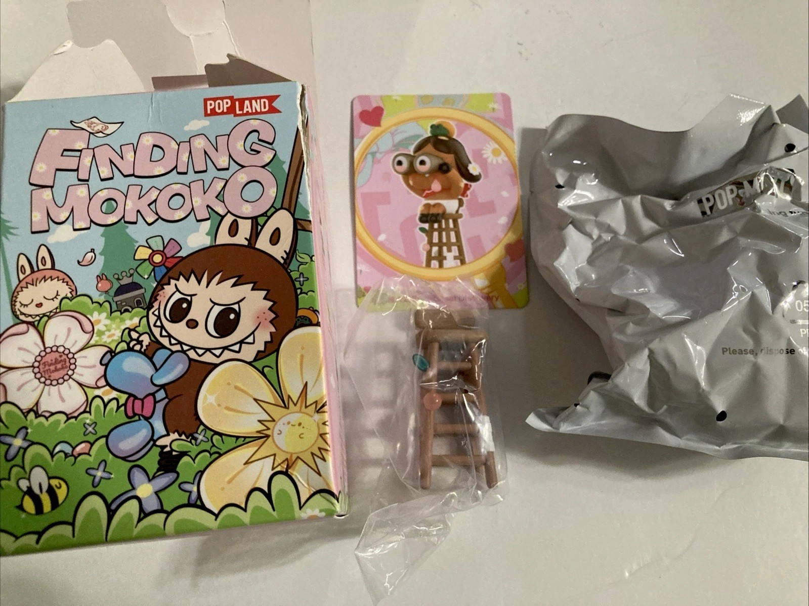 Pop Mart Finding Mokoko Series Figurine “Great Discovery” CRYBABY SealBag