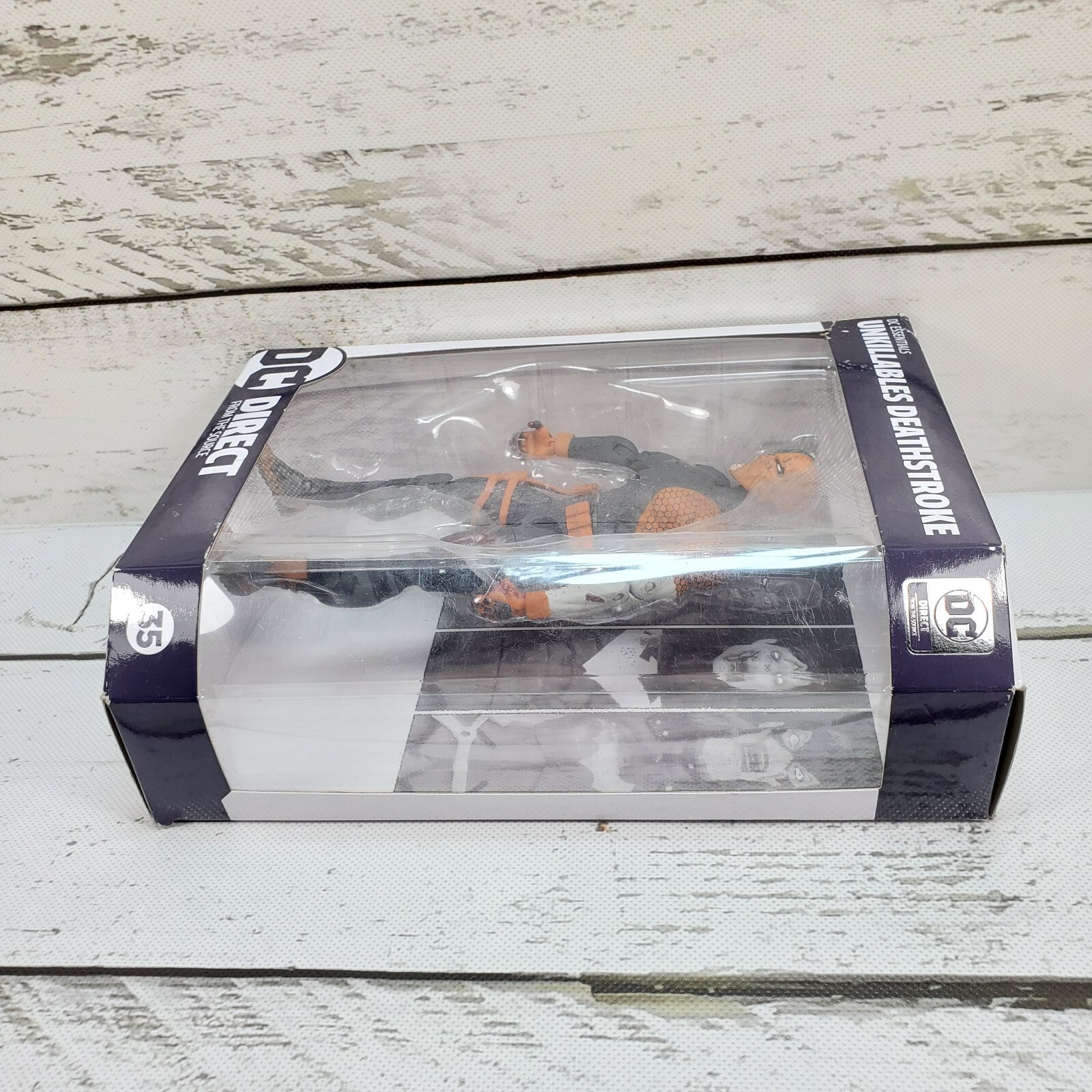 DC Direct Dceased Unkillables Deathstroke 2022 7&Prime; Poseable Figure Open Box