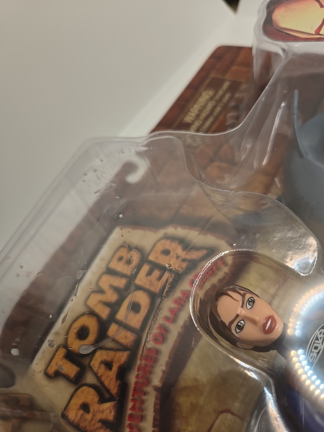 Playmates Tomb Raider Lara Croft Deep Sea Action Figure vs Great White 1999