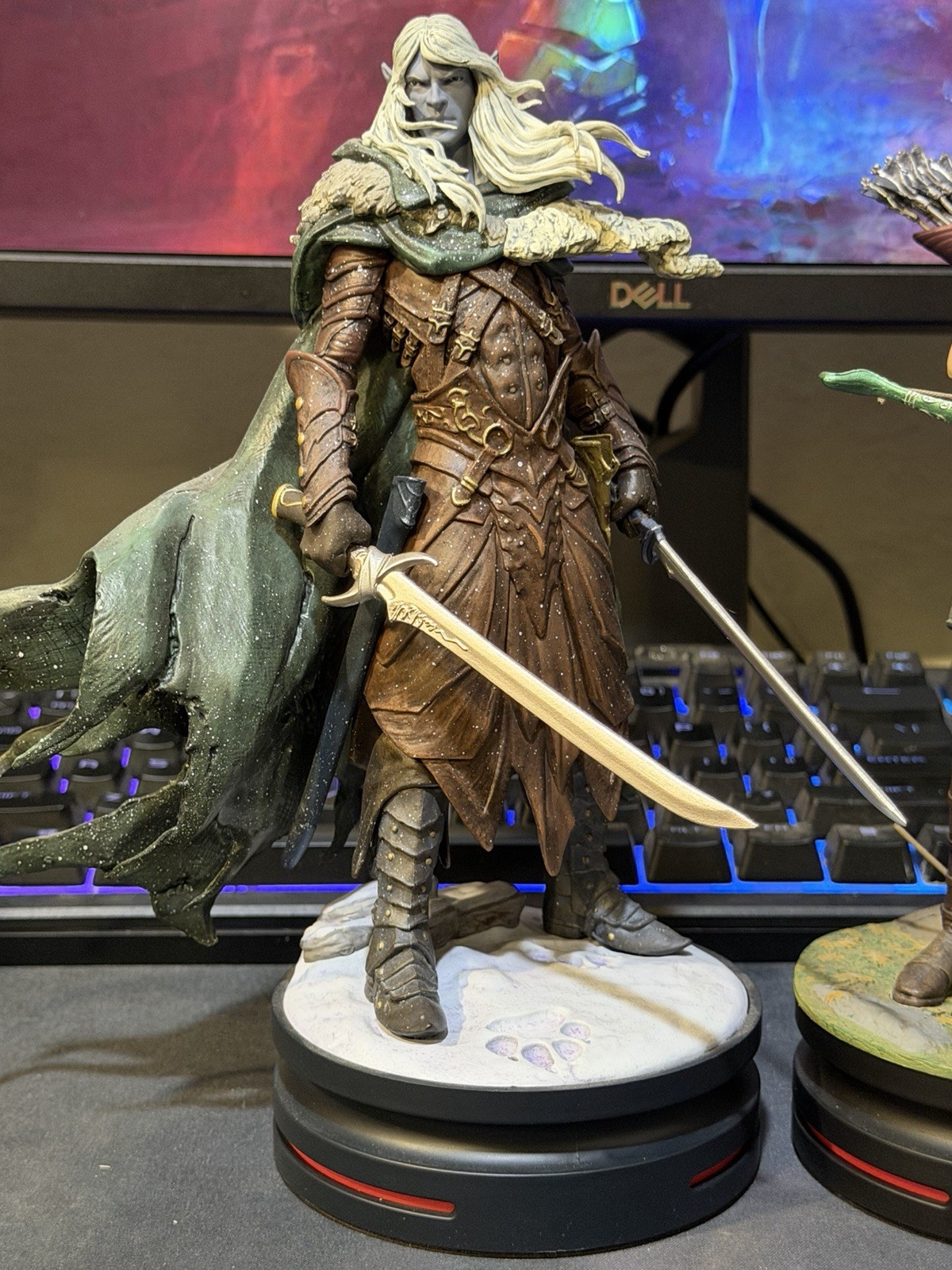 Dungeons and Dragons Drizzt Do&rsquo;Urden Catti Brie Statue 9&Prime; D&D Lot Dark Alliance