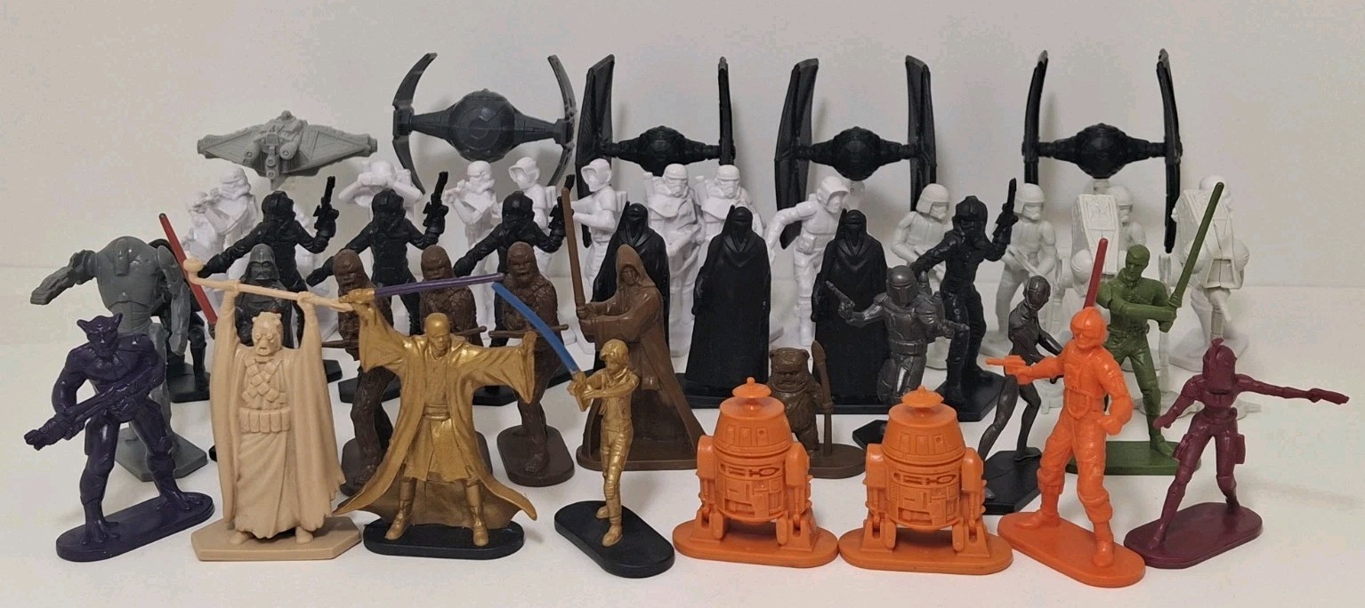 Star Wars Command Army Men 47 Piece Lot – 42, 2&Prime; Figures & 5 Vehicles W Stands