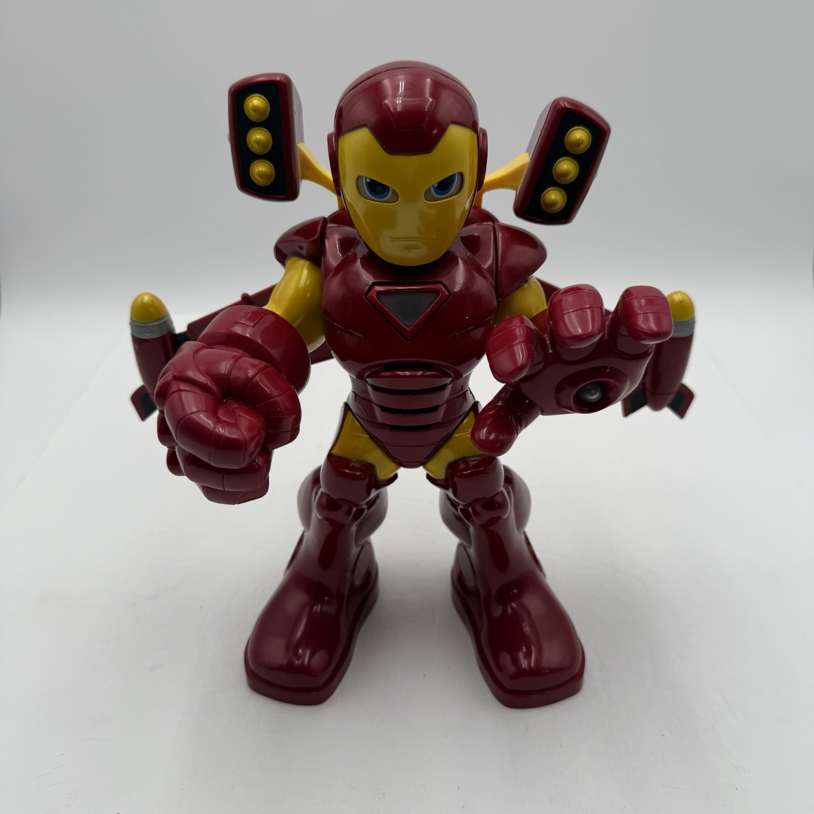 Hasbro Iron Man Interactive Talking Figure 10.5” Lights & Sounds Works