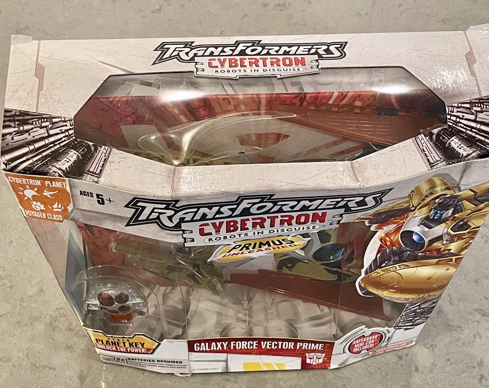 Hasbro Transformers Cybertron – Galaxy Force Vector Prime – Primus Unleashed