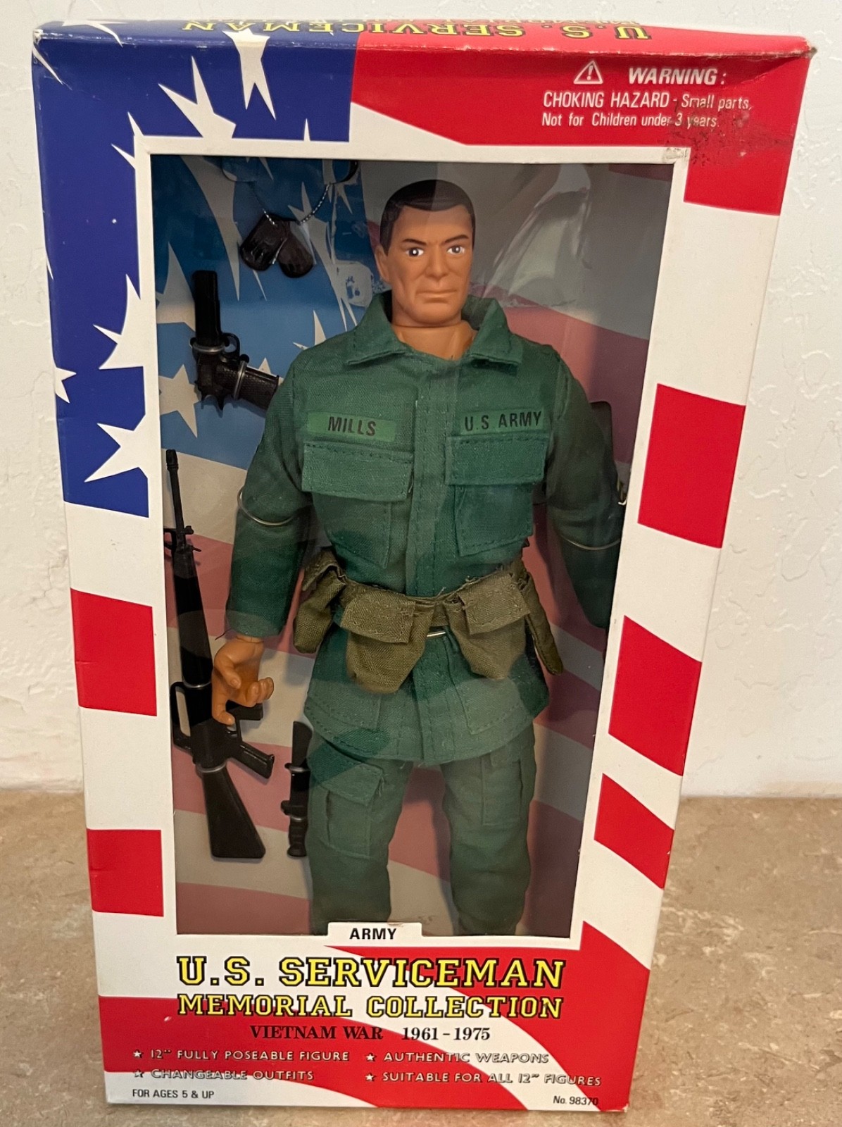 Soldiers of the World U.S. Serviceman Memorial Vietnam War Army 12&Prime; Figure