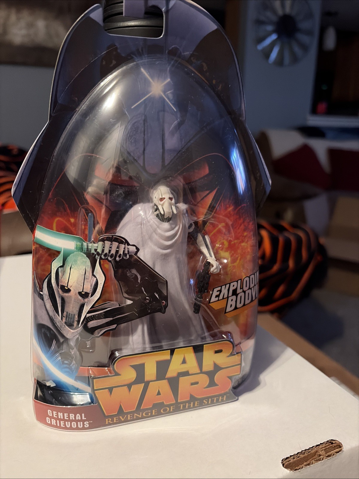 Star Wars Revenge of The Sith ROTS #36 General Grievous Exploding Figure New MOC